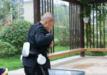 “科技范儿”“悦己型”……银发消费花式“上新”潜能迸发服务供给加速升级